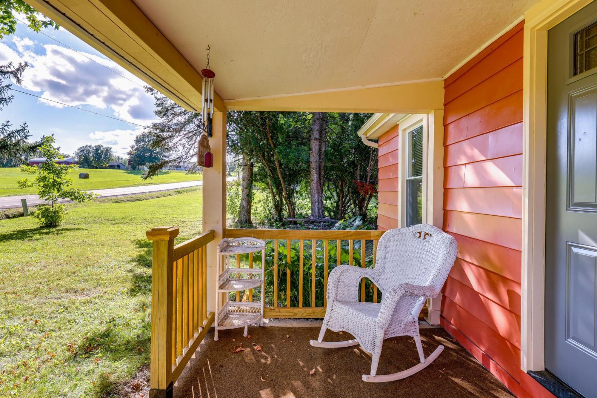 Charming Watkins Glen Home With Yard! Exterior photo
